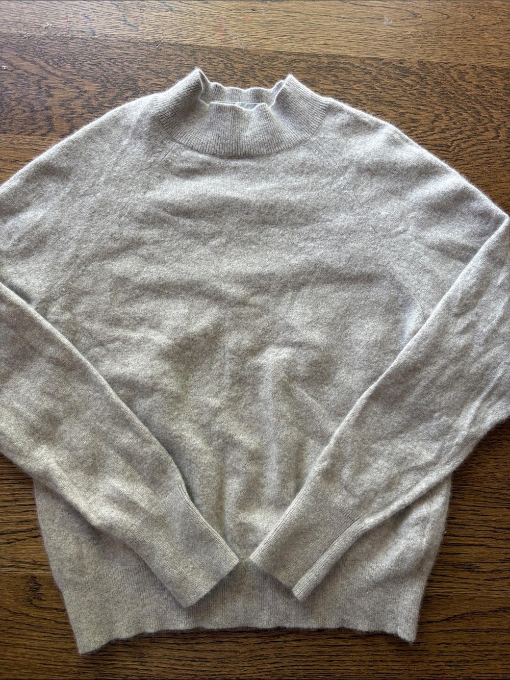 EVERLANE cashmere mock neck sweater size M light gray
